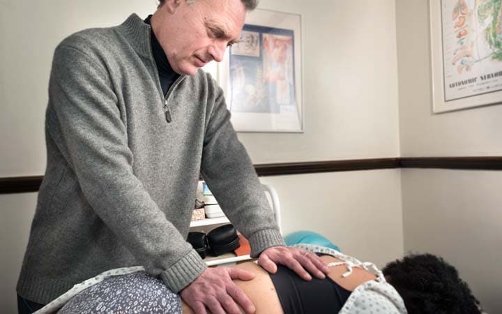 chiropractic adjustment for spinal pain NYC